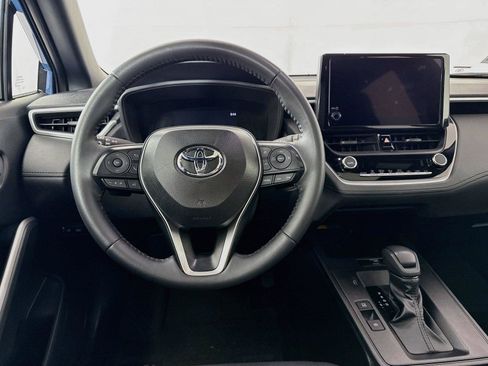 Used 2026 Toyota Corolla Cross AWD Hybrid w/ Moonroof Package image 30