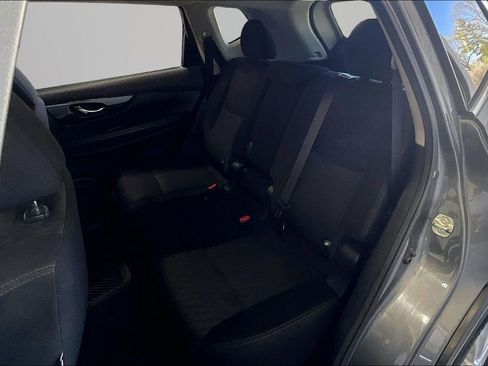Used 2020 Nissan Rogue S AWD/4WD image 22