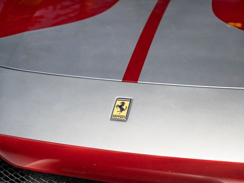 Used 2023 Ferrari 296 GTS RWD image 12