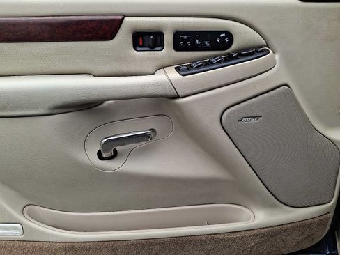 Used 2006 Cadillac Escalade AWD image 13