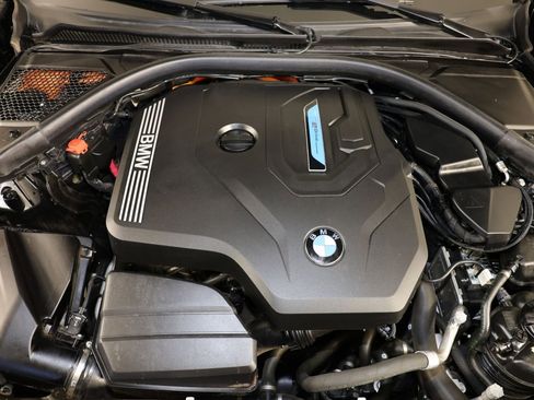 Used 2023 BMW 330e w/ M Sport Package RWD image 36