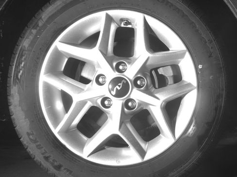Used 2025 Kia Soul LX w/ LX Technology Package FWD image 13