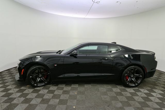 Used 2023 Chevrolet Camaro SS RWD image 7
