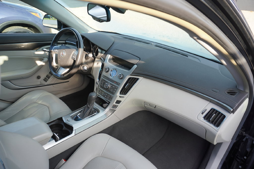 Used 2010 Cadillac CTS Premium AWD/4WD image 8