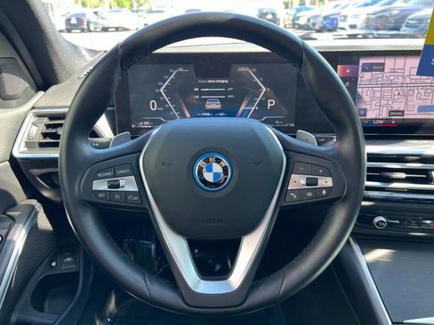 Used 2024 BMW 330e xDrive image 33