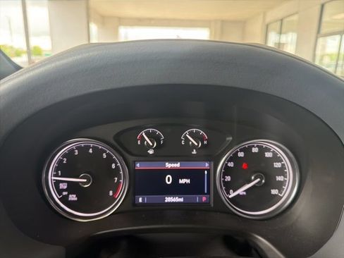 Used 2023 Buick Enclave Essence FWD image 22