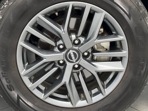 Used 2024 Nissan Rogue S FWD image 71