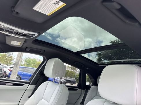 Used 2024 Porsche Macan Turbo image 22