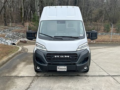 Used 2024 RAM ProMaster 3500 w/ Delivery Van Package image 2