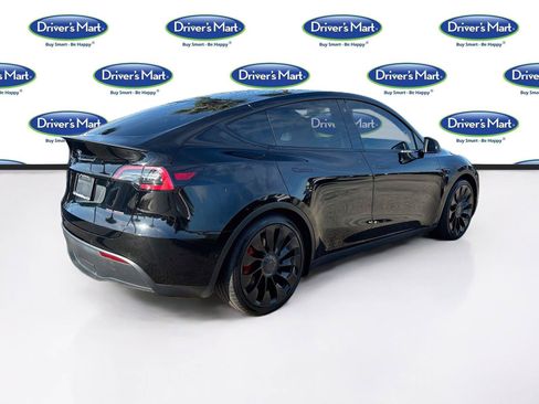 Used 2022 Tesla Model Y Performance AWD/4WD image 7