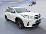 Used 2019 Toyota Highlander XLE image 4