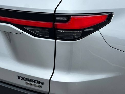 New 2026 Lexus TX 550h AWD Plug-In Hybrid image 27