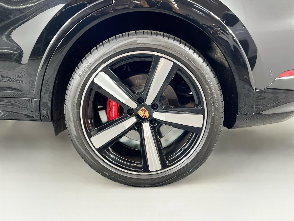 Certified 2026 Porsche Cayenne S AWD/4WD image 33