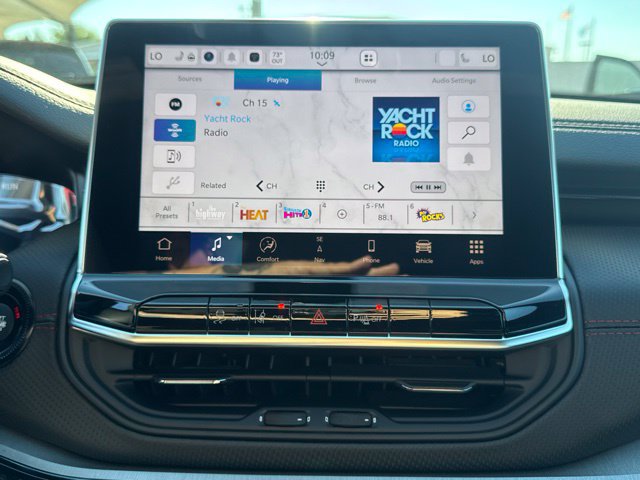 New 2027 Jeep Compass Trailhawk w/ Sun, Sound & Navigation Group AWD/4WD image 14