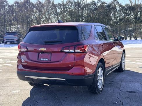 Used 2022 Chevrolet Equinox LT image 4