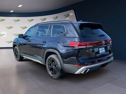New 2026 Volkswagen Atlas Peak Edition AWD/4WD image 4