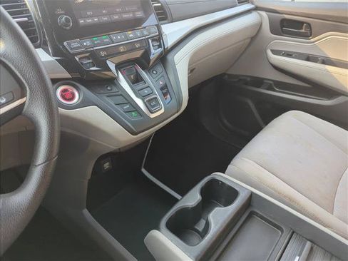 Used 2019 Honda Odyssey EX image 10