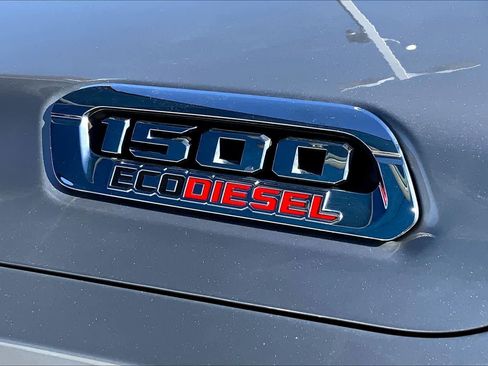 Used 2022 RAM 1500 Laramie w/ Laramie Southwest Edition image 30