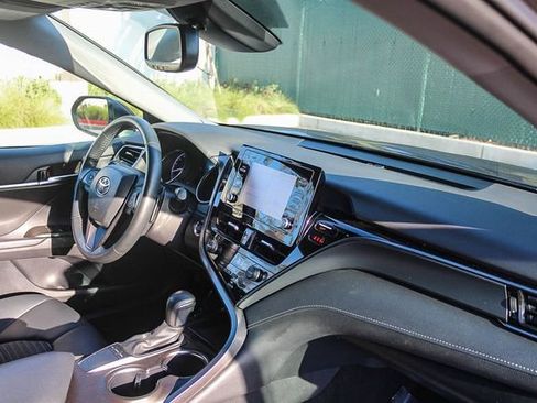 Used 2023 Toyota Camry SE w/ Convenience Package image 22