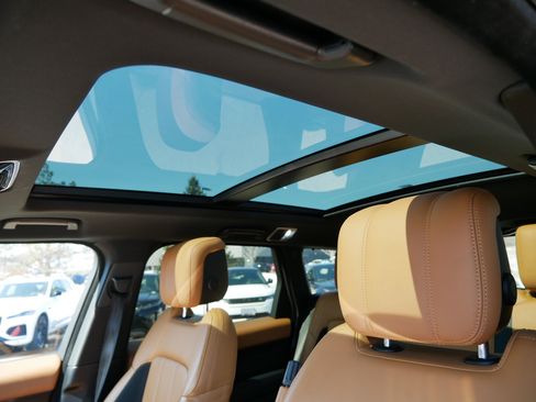 Used 2021 Land Rover Range Rover Sport HSE Dynamic image 29