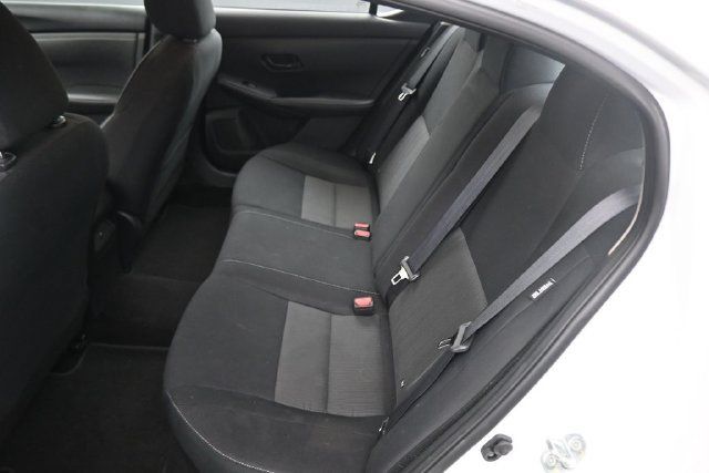 Used 2024 Nissan Sentra SV FWD image 19