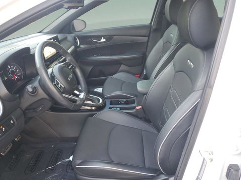 Certified 2024 Kia Forte GT-Line FWD image 16