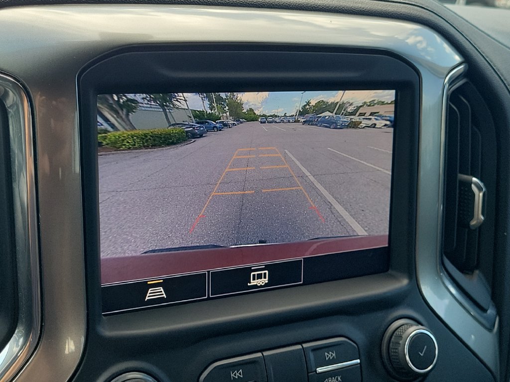 Used 2021 Chevrolet Silverado 1500 LT AWD/4WD image 18