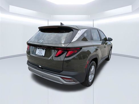 Certified 2026 Hyundai Tucson SE FWD image 4