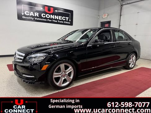 Used 2011 Mercedes-Benz C 300 4MATIC Sedan image 1
