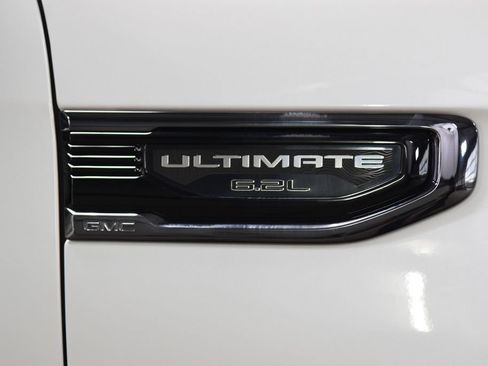 Used 2024 GMC Sierra 1500 Denali Ultimate AWD/4WD image 16