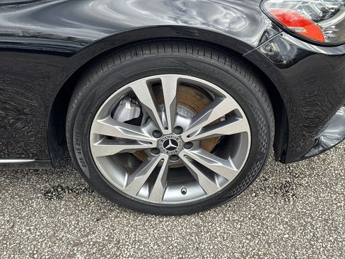 Used 2019 Mercedes-Benz C 300 Sedan image 12