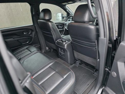 Used 2018 Nissan Titan SL w/ Midnight Edition image 84