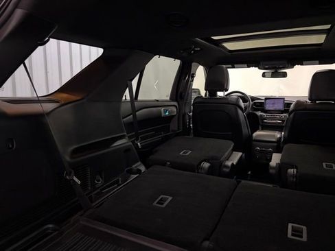 Used 2020 Ford Explorer ST w/ ST Street Pack AWD/4WD image 20