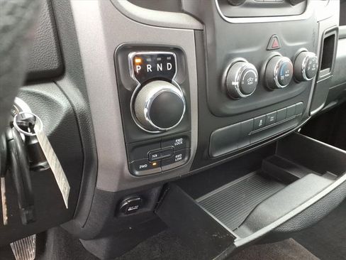 Used 2014 RAM 1500 Express image 21