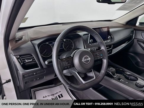 Certified 2023 Nissan Rogue SL AWD/4WD image 9