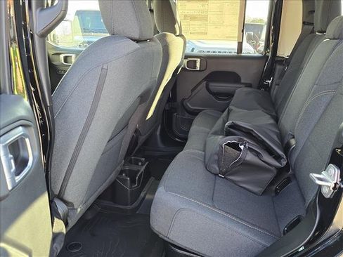New 2026 Jeep Gladiator Willys image 5