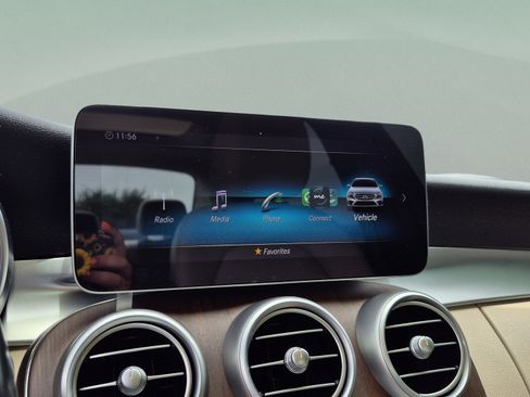 Used 2020 Mercedes-Benz C 300 4MATIC Sedan image 27