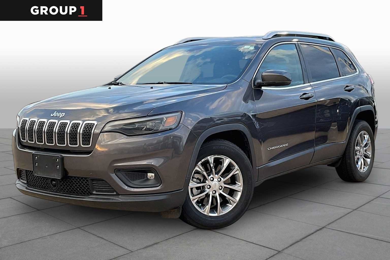 Used 2021 Jeep Cherokee Latitude Plus w/ Sun & Sound Group FWD image 1