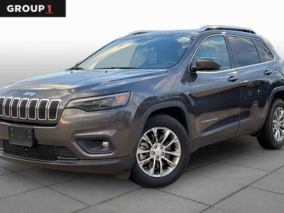 Used 2021 Jeep Cherokee Latitude Plus w/ Sun & Sound Group