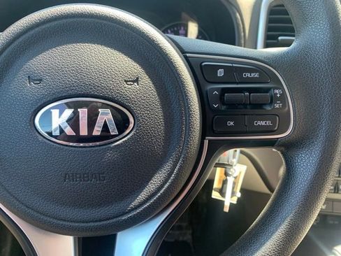 Used 2018 Kia Sportage LX w/ LX Popular Package FWD image 9