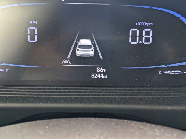Certified 2024 Hyundai Venue Limited FWD image 25