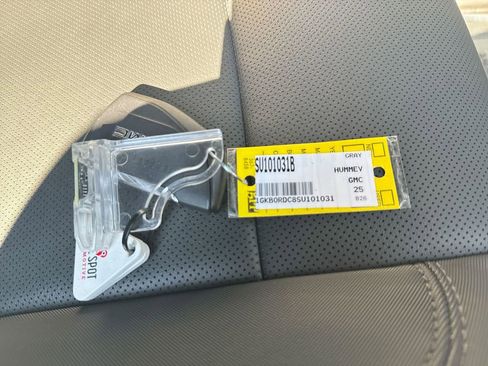 Used 2025 GMC Hummer EV 3X image 36