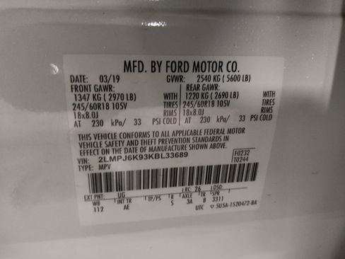 Used 2019 Lincoln Nautilus Select image 33