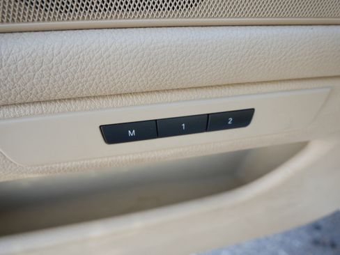 Used 2014 BMW 528i xDrive Sedan image 23