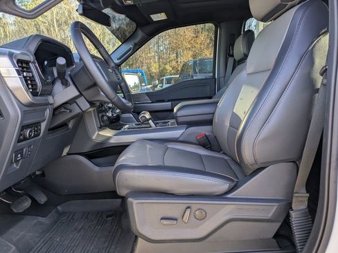 New 2025 Ford F150 Lariat w/ Equipment Group 501A Mid image 13