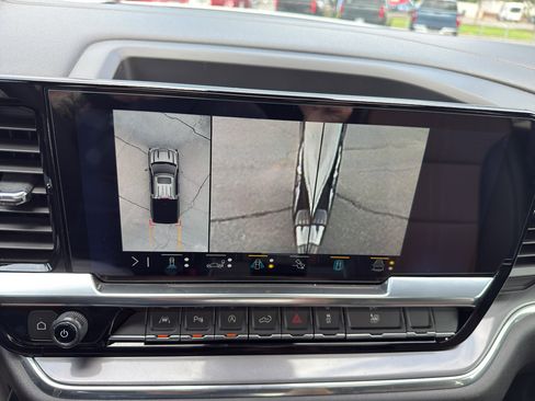 Used 2023 Chevrolet Silverado 1500 High Country w/ High Country Premium Package image 25