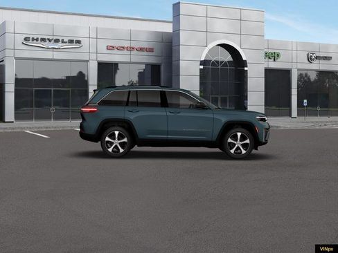 New 2026 Jeep Grand Cherokee Limited image 9