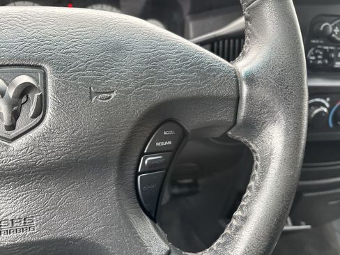 Used 2003 Dodge Ram 2500 Truck SLT AWD/4WD image 15