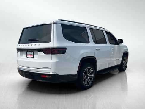 Used 2024 Jeep Wagoneer Series II AWD/4WD image 8