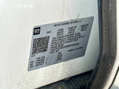 Used 2023 GMC Yukon XL SLT w/ SLT Premium Package image 27